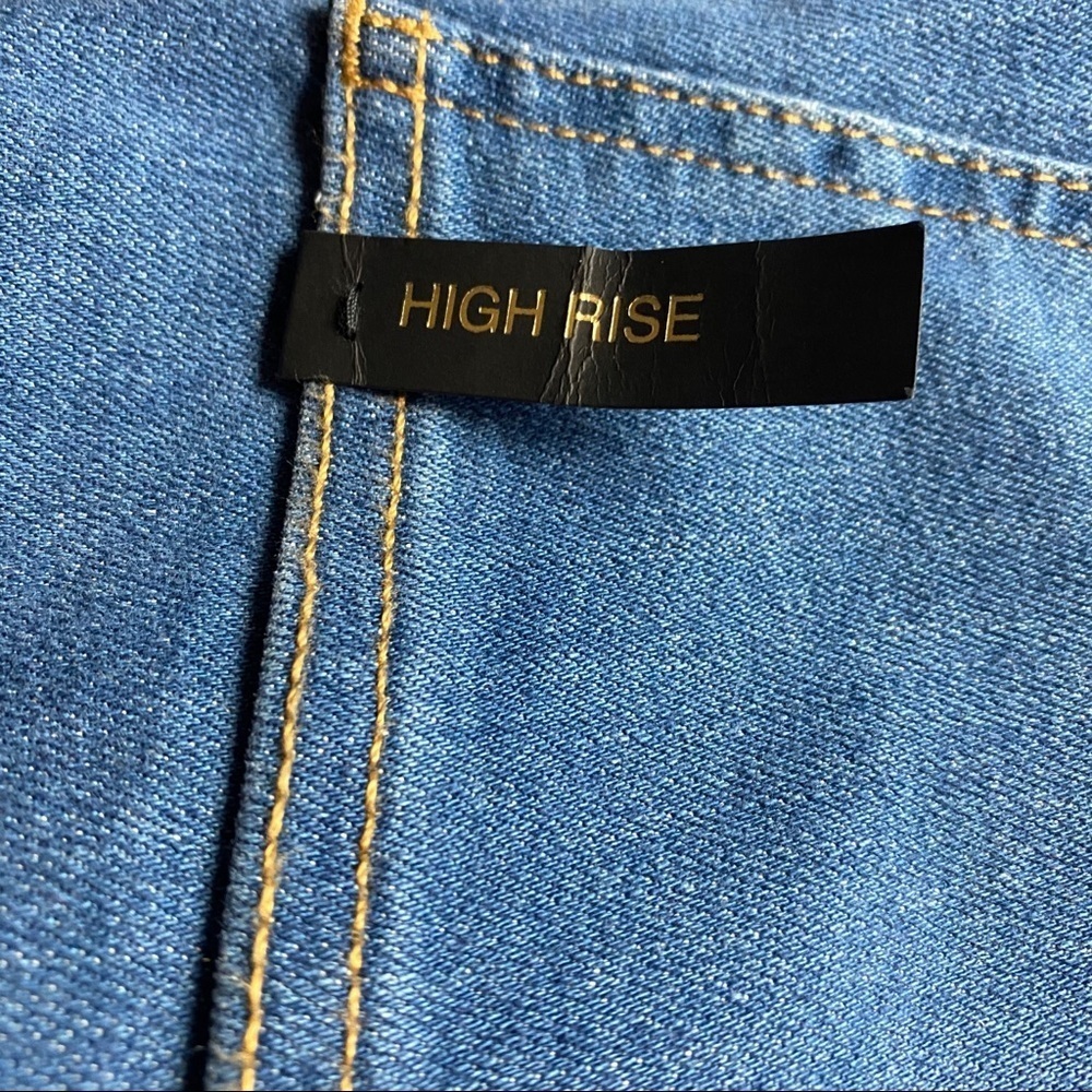 Massimo Duti Crop Kick Out Flare High Rise Jean 4 - Picture 10 of 14